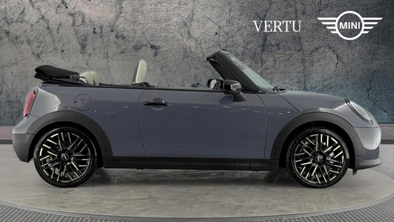 MINI Cooper 2.0 C Exclusive 2dr Auto Petrol Convertible